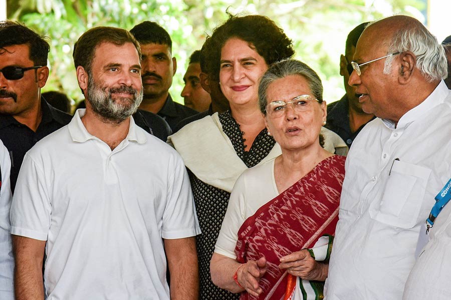 Lok Sabha Elections 2024: Congress leaders Priyanka Gandhi and Rahul Gandhi.