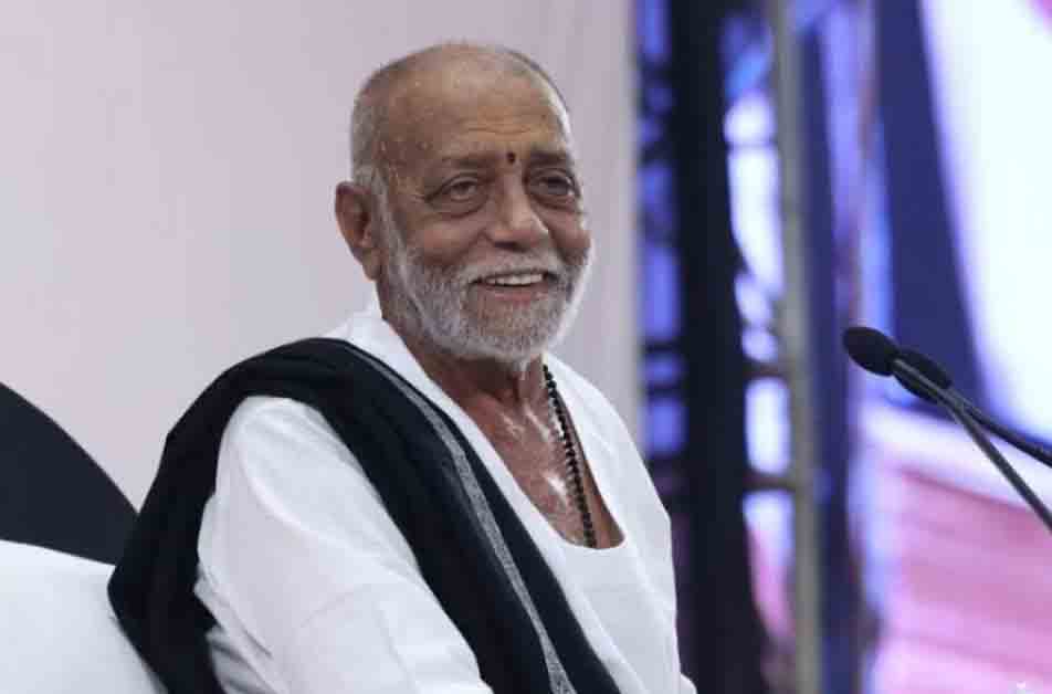 सनातन धर्म को सबसे बड़ा खतरा आंतरिक विभाजन से: मोरारी बापू