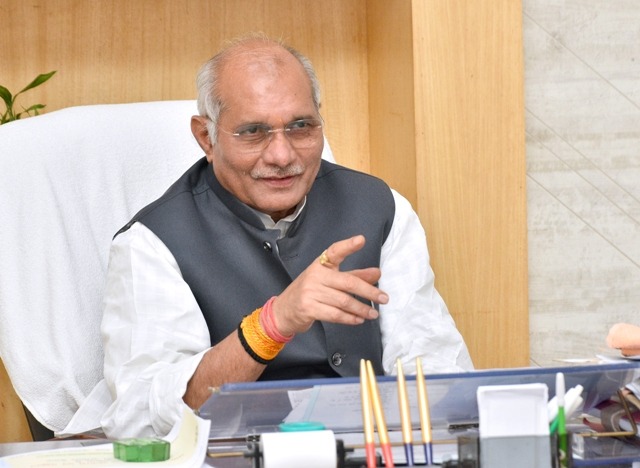 धर्मपाल सिंह ने होली पर गौ काष्ठ से होलिका दहन की अपील की