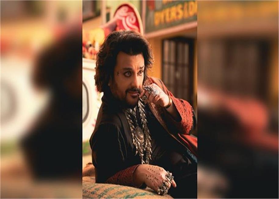 अदनान सामी के नए लुक ने मचाई सनसनी, सोशल मीडिया पर वायरल हुआ दमदार अवतार