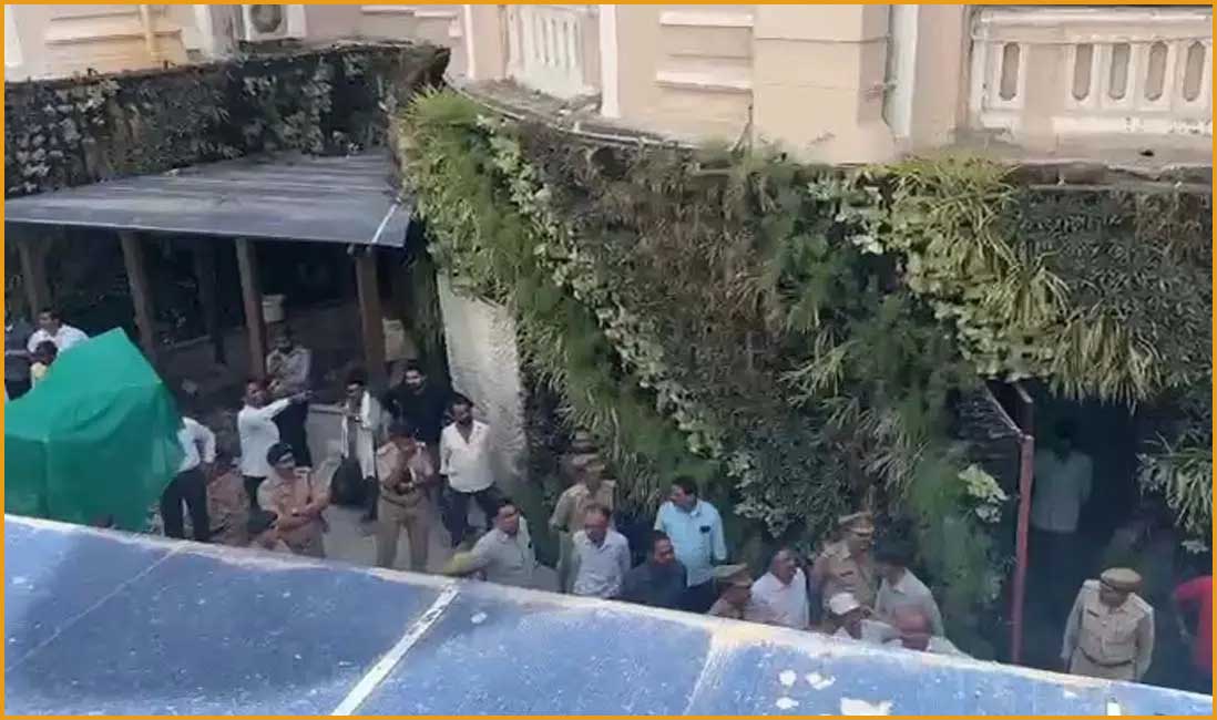 विधान भवन में डिप्टी सीएम ब्रजेश पाठक के कार्यालय के एसी में लगी आग, बड़ा हादसा टला