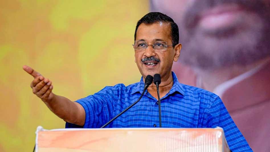 कनॉट प्लेस में शाम 6:30 बजे तक दुकानें बंद रखने के निर्देश, केजरीवाल ने सुरक्षा व्यवस्था पर उठाए सवाल
